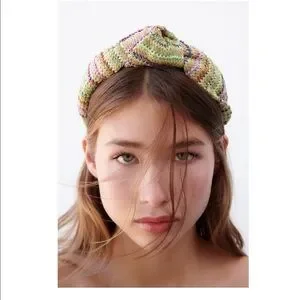 Zara Multicolor Woven Straw Headband Zara | Accessories | Zara Woven Knotted Headband | Poshmark main image 2